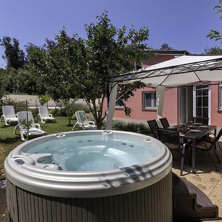 Ferienhaus Fuer 6 Personen Ca 75 Qm In Banjole, Istrien Istrische Riviera Exterior photo